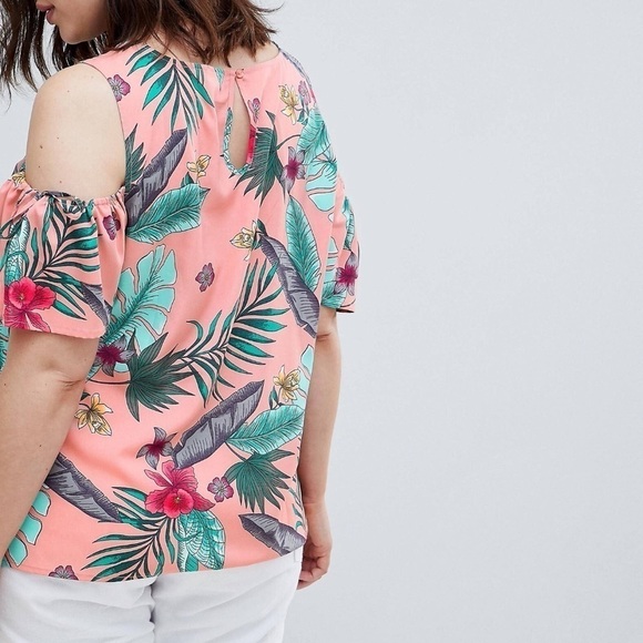 Asos Curve Junarose cold shoulder top 16 - Picture 2 of 9